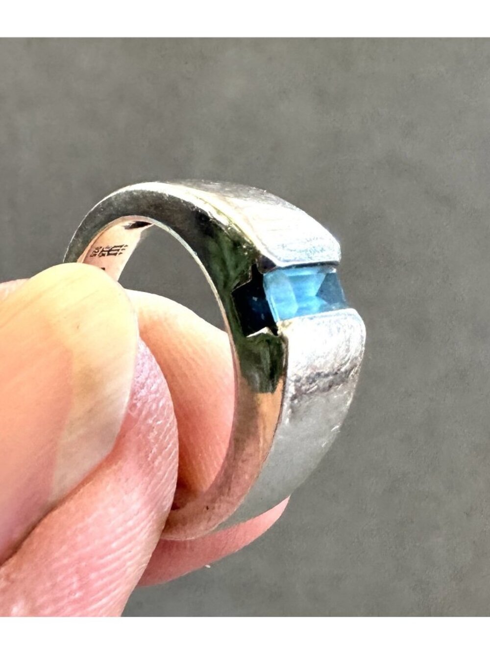 JAMES AVERY Sterling Silver + BLUE TOPAZ Modernist RING  Size 6.5